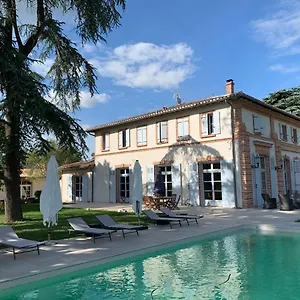 Bed & Breakfast D'hotes Et Table D'hotes Domaine De La Terrasse Sas Et Anda Montauban